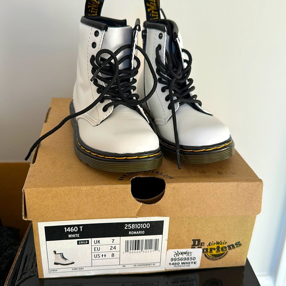 Dr. Martins kids white